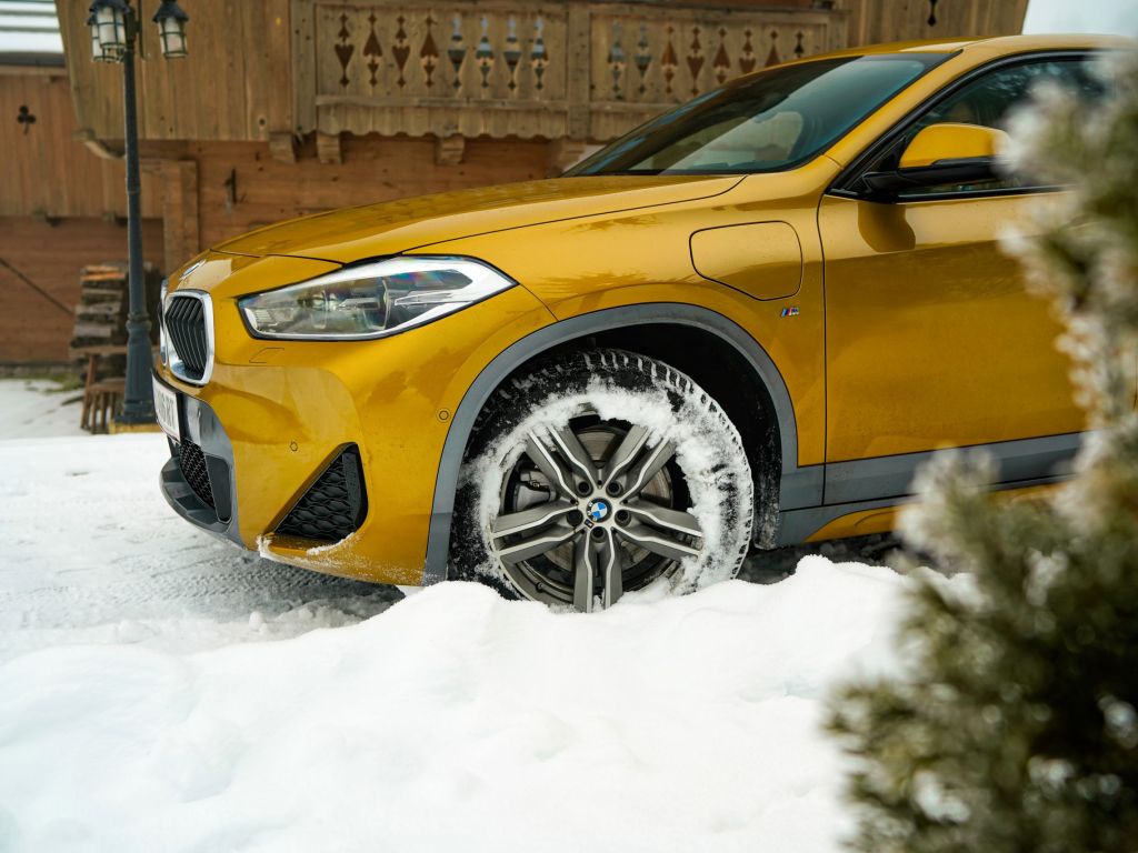 BMW X2