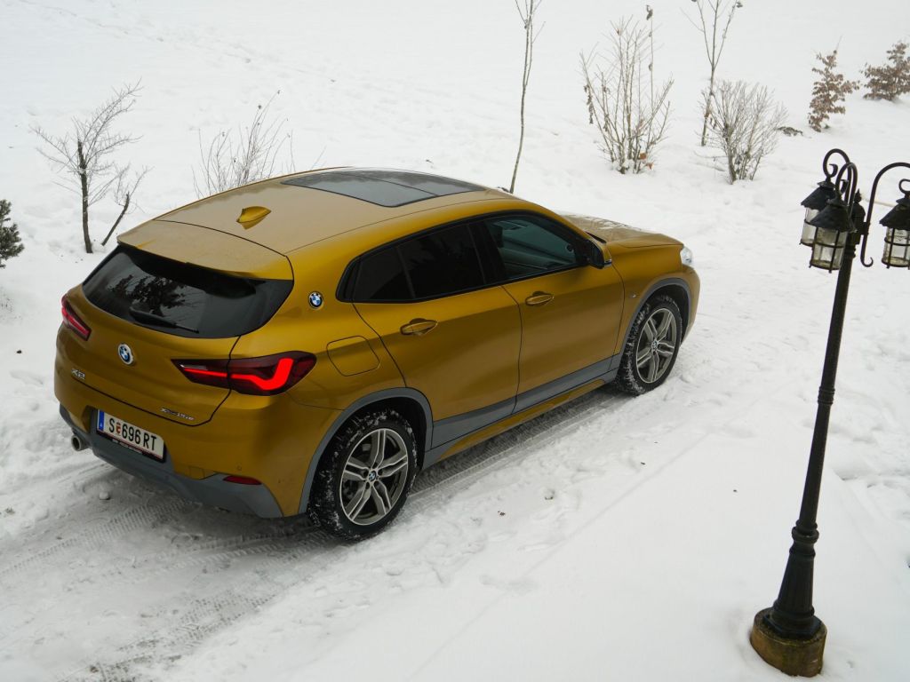 BMW X2