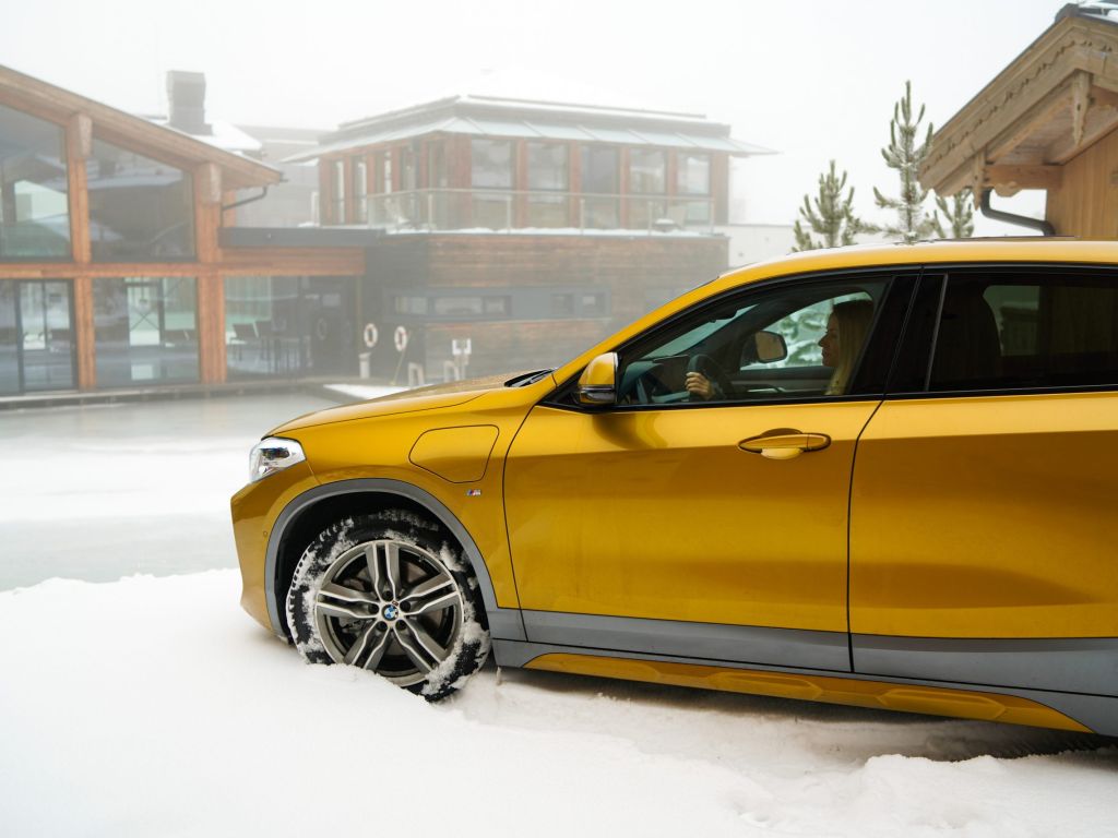 BMW X2