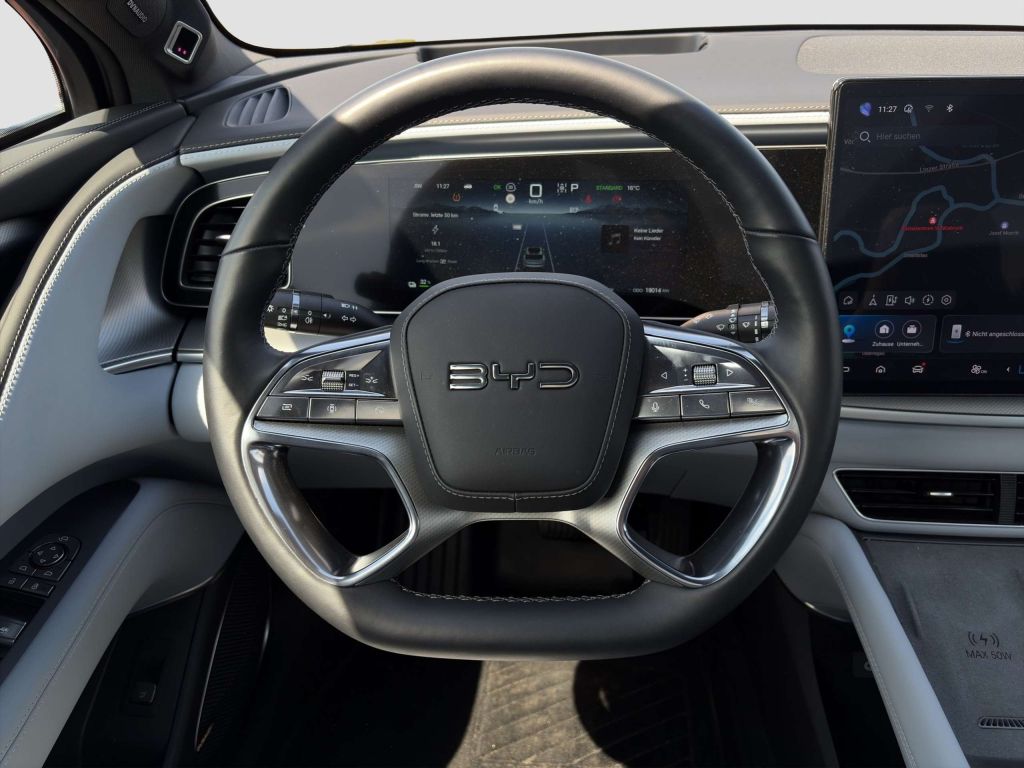 BYD Sealion 7