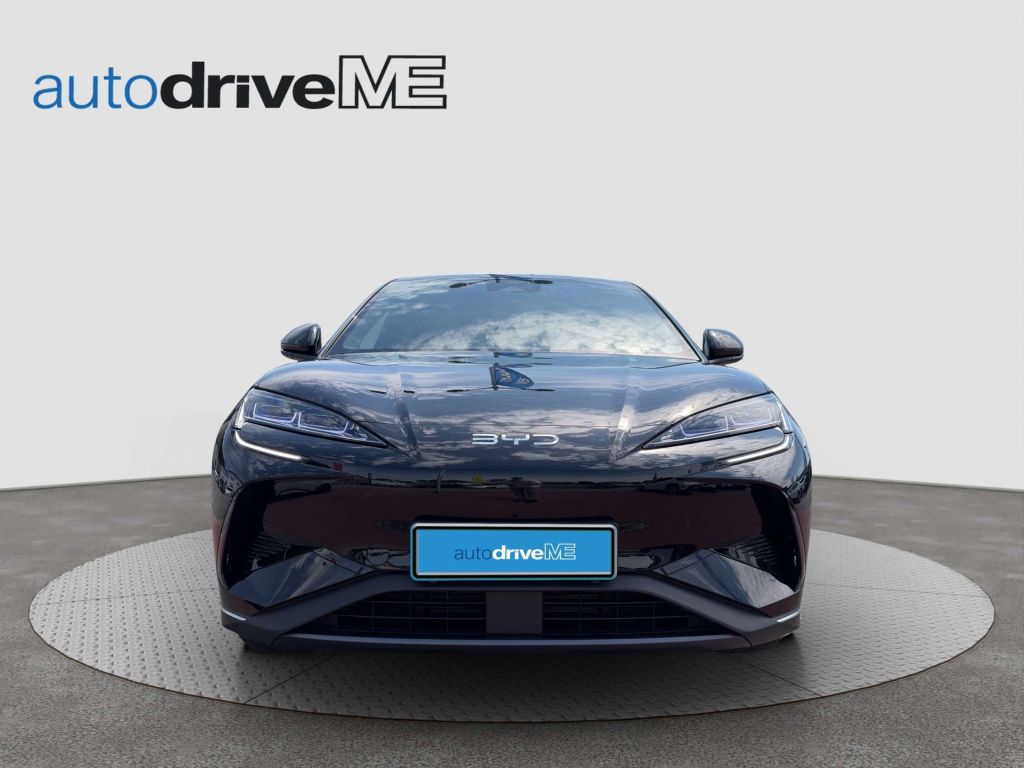BYD Sealion 7
