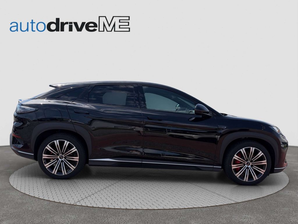 BYD Sealion 7