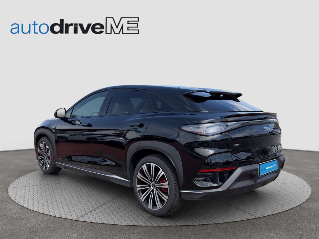 BYD Sealion 7