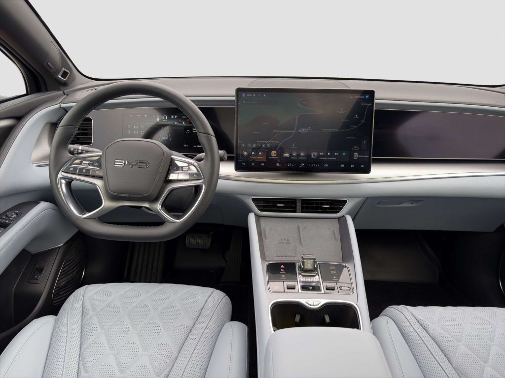 BYD Sealion 7