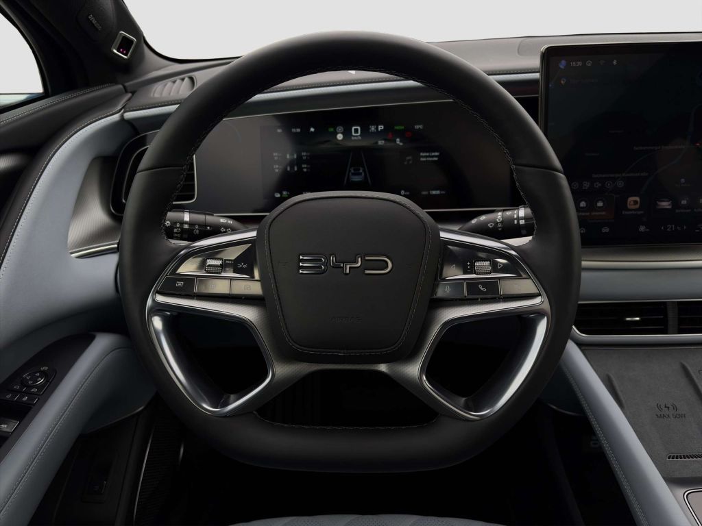 BYD Sealion 7