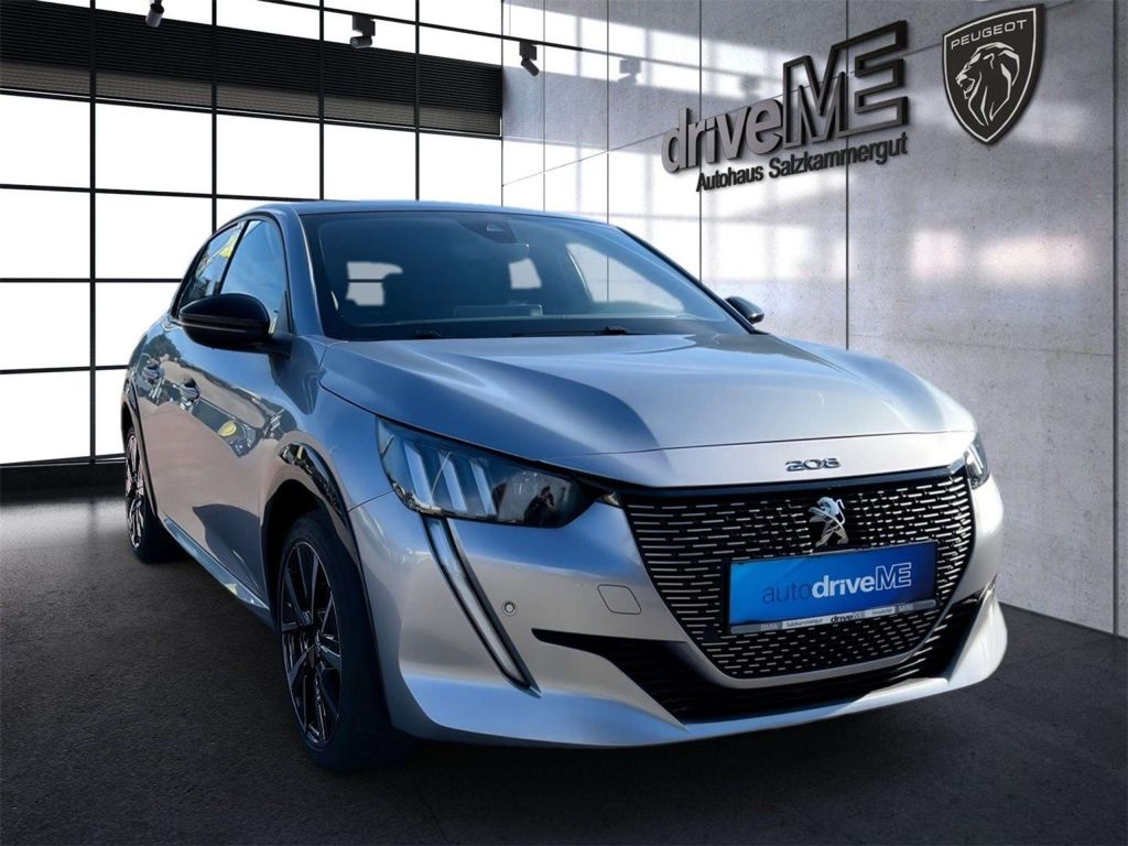 Peugeot e-208