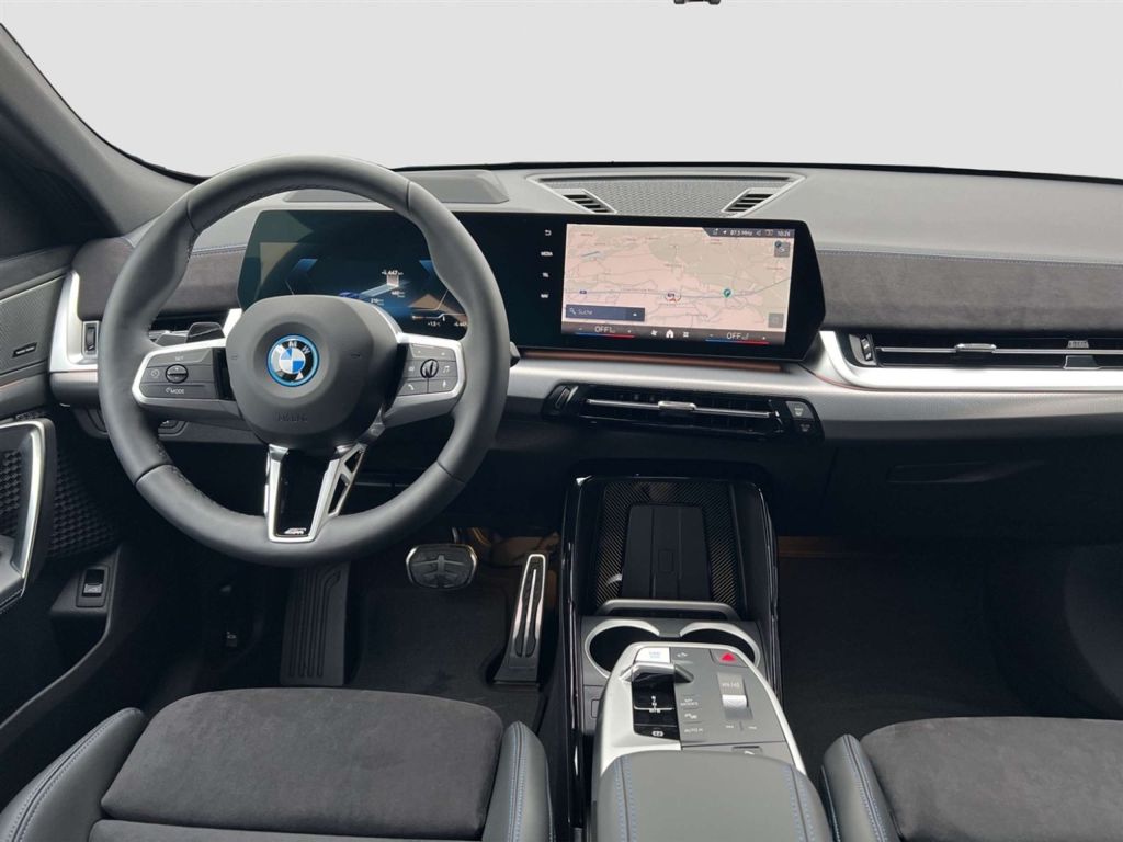 BMW iX2