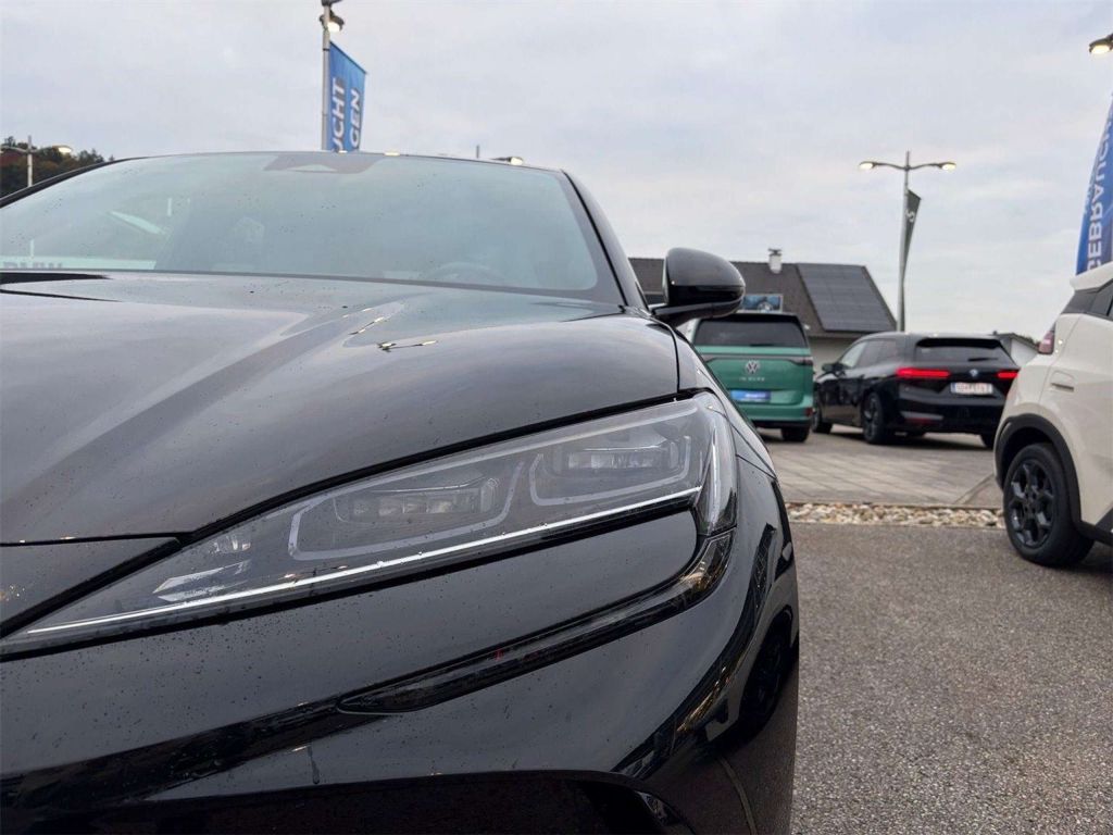 BYD Sealion 7