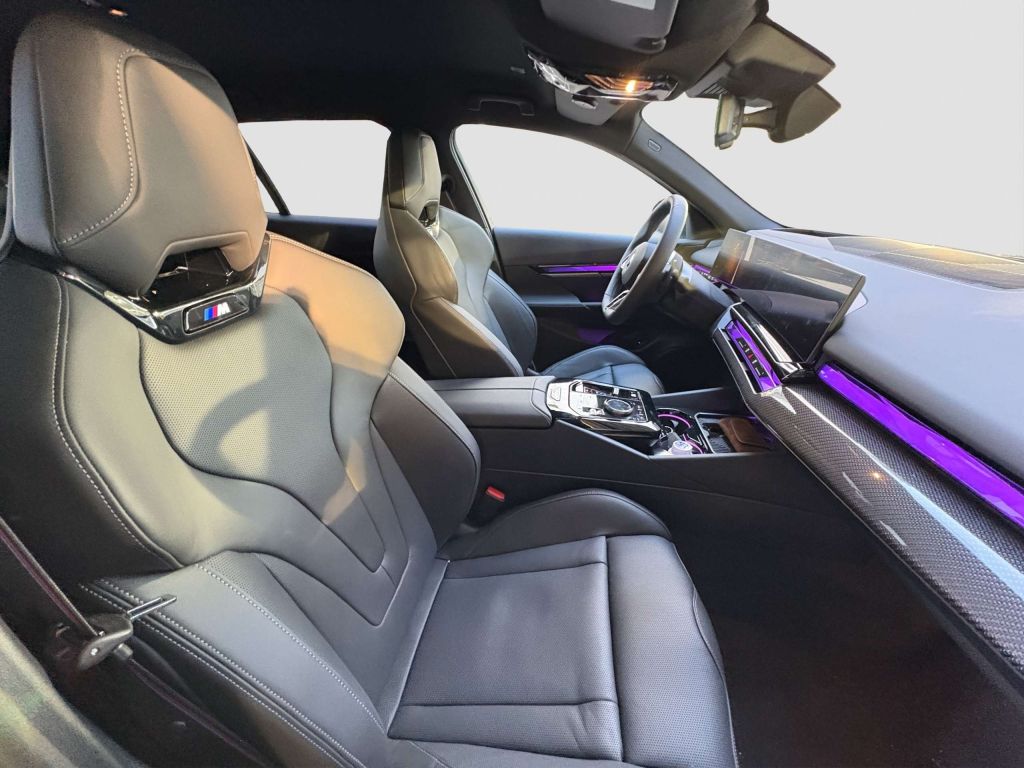 BMW 550