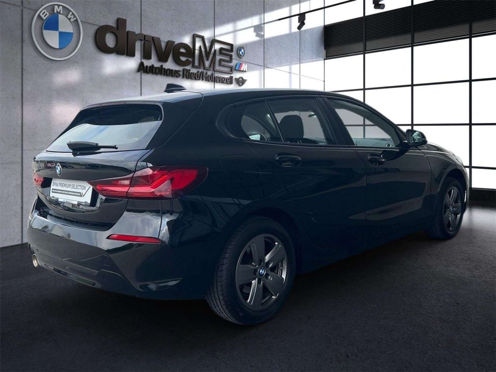 BMW 118