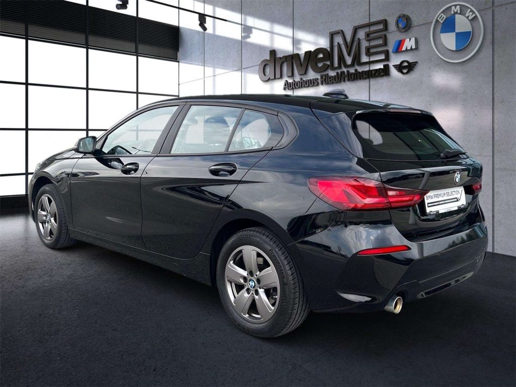 BMW 118