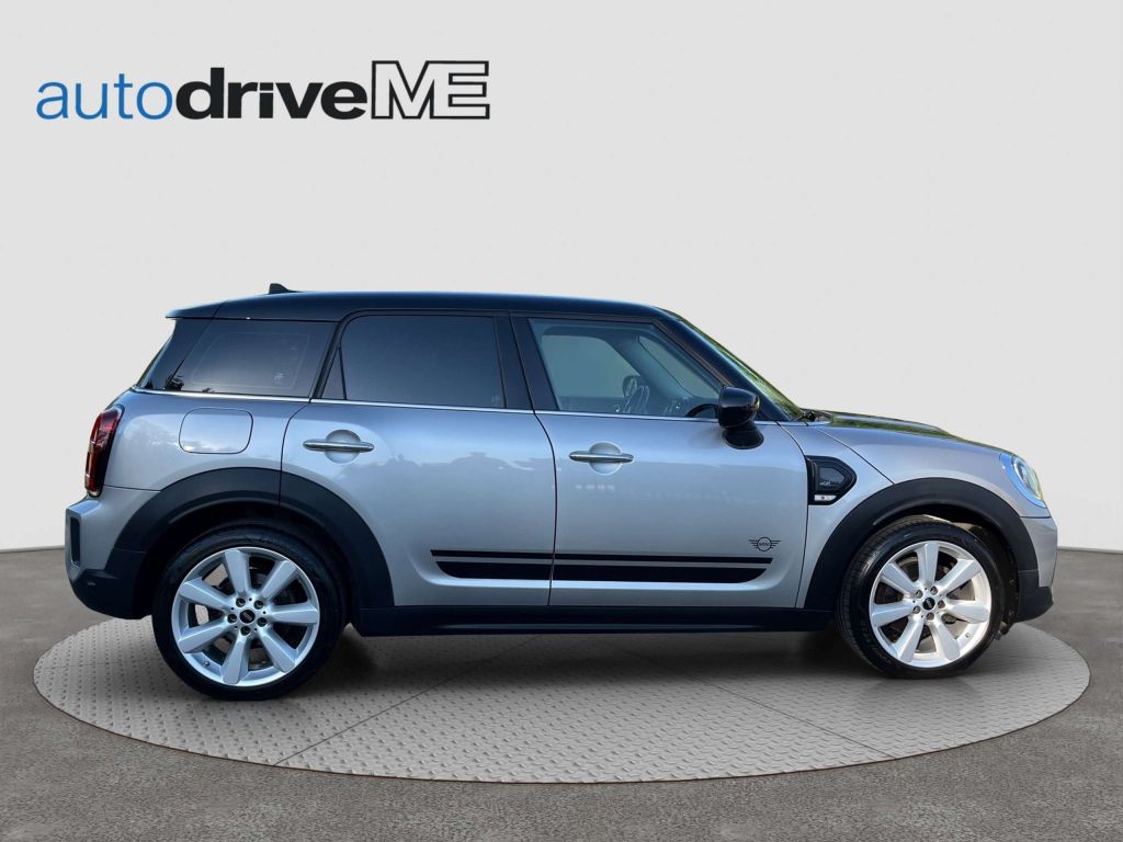MINI Cooper Countryman