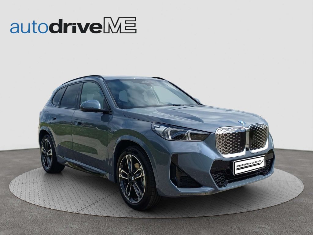 BMW iX1