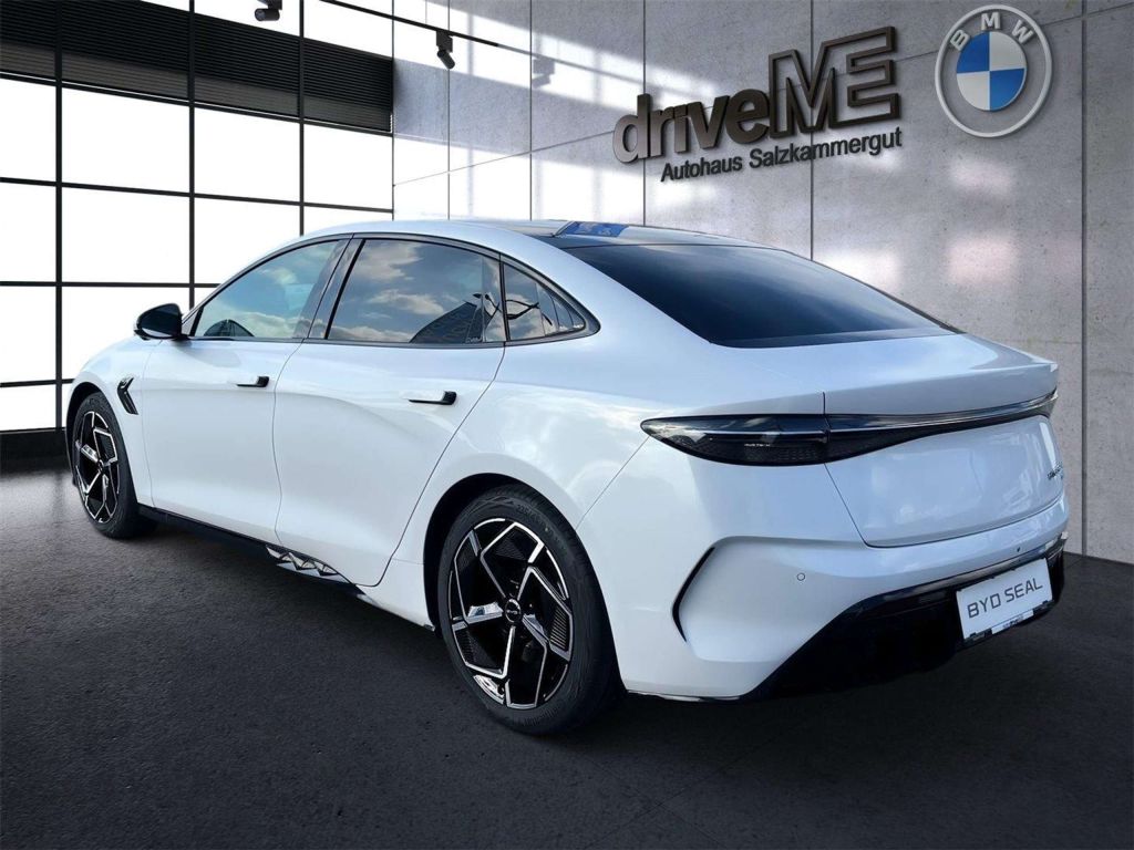 BYD Seal
