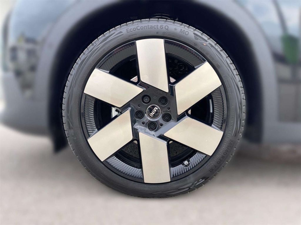 MINI Countryman E