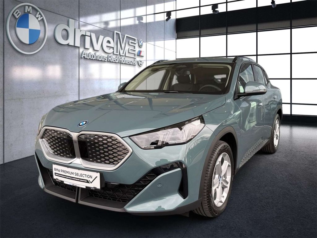 BMW iX2