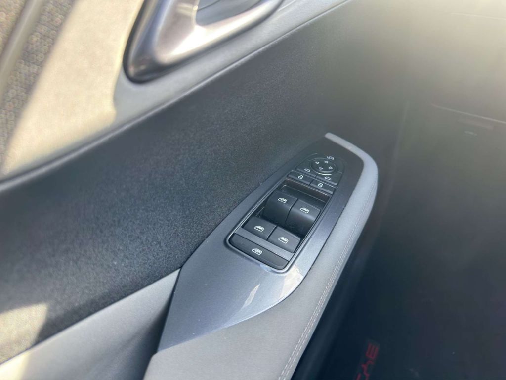BYD Dolphin Surf