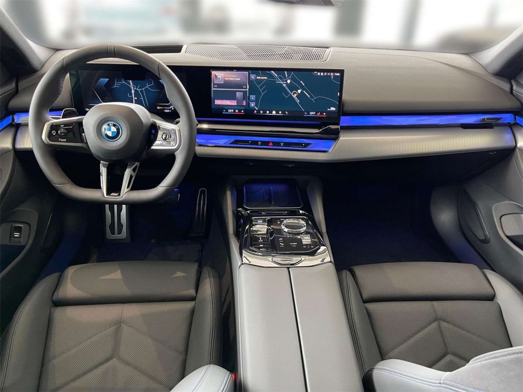 BMW i5