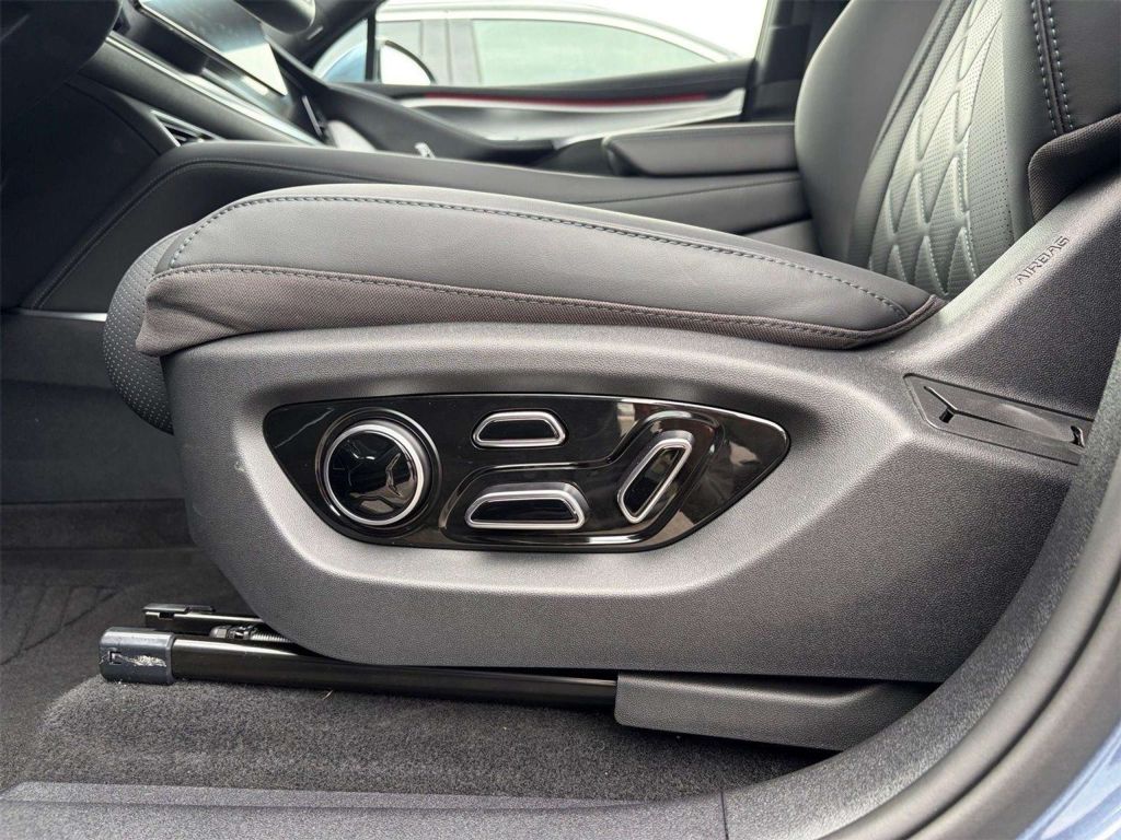 BYD Sealion 7