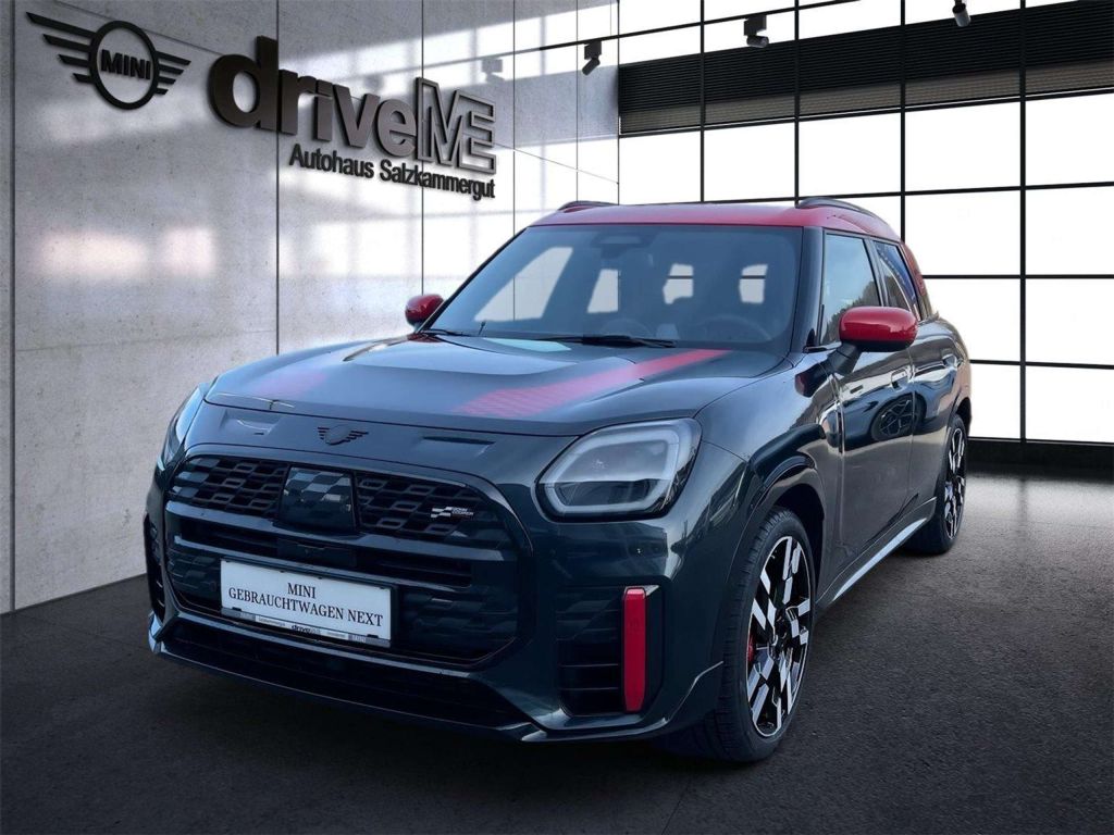 MINI John Cooper Works Countryman