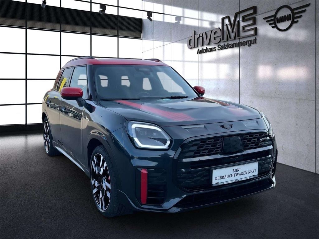MINI John Cooper Works Countryman