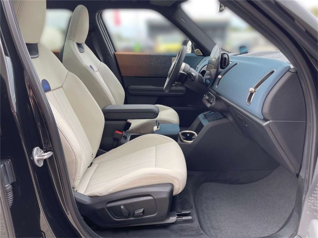 MINI Countryman E
