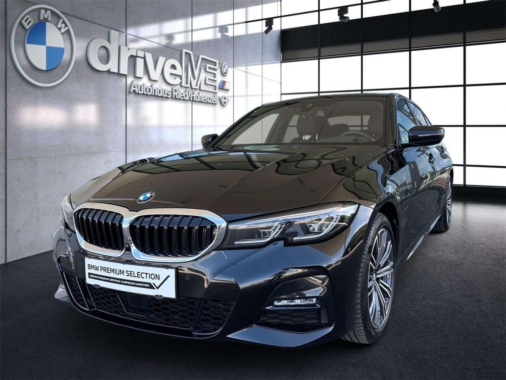 BMW 330