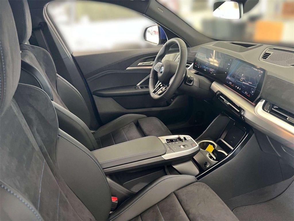 BMW iX2