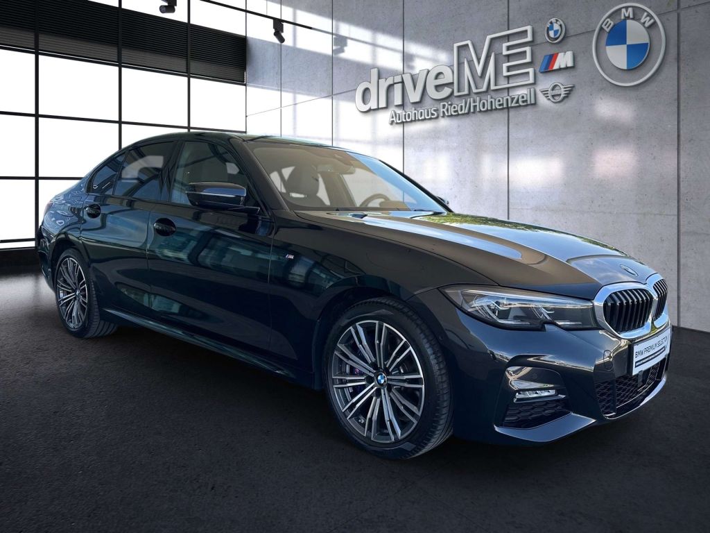 BMW 330