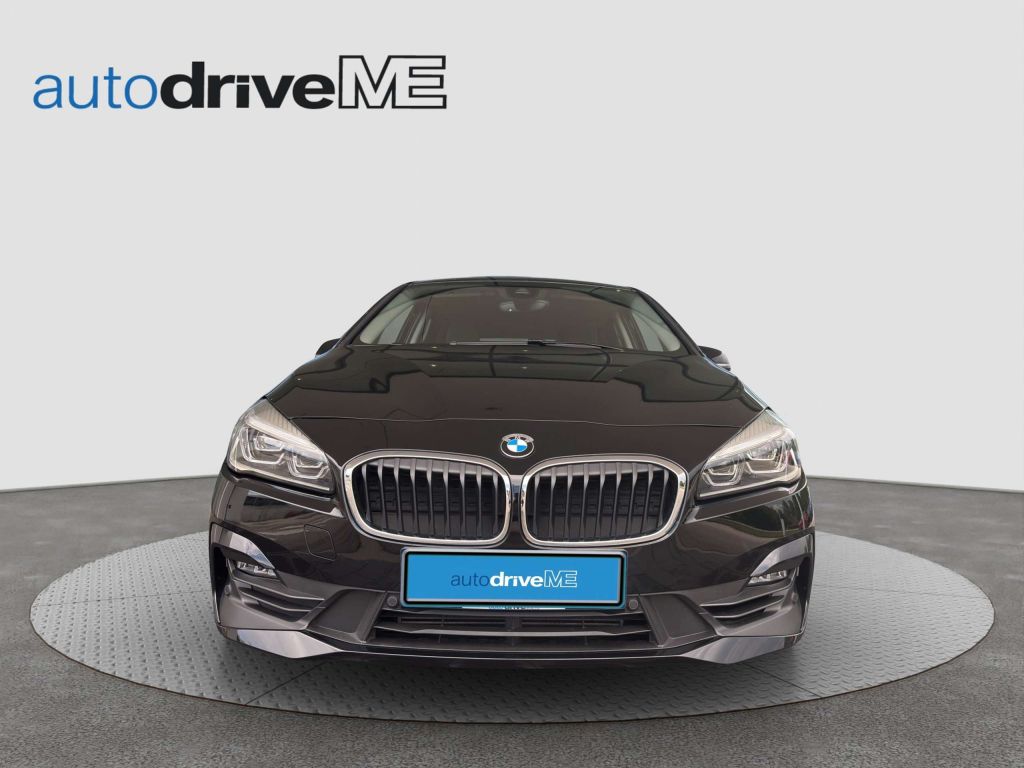 BMW 218