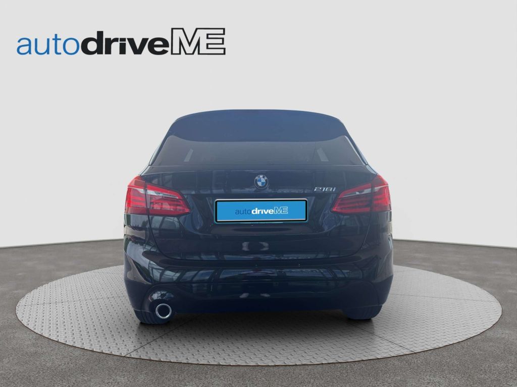 BMW 218