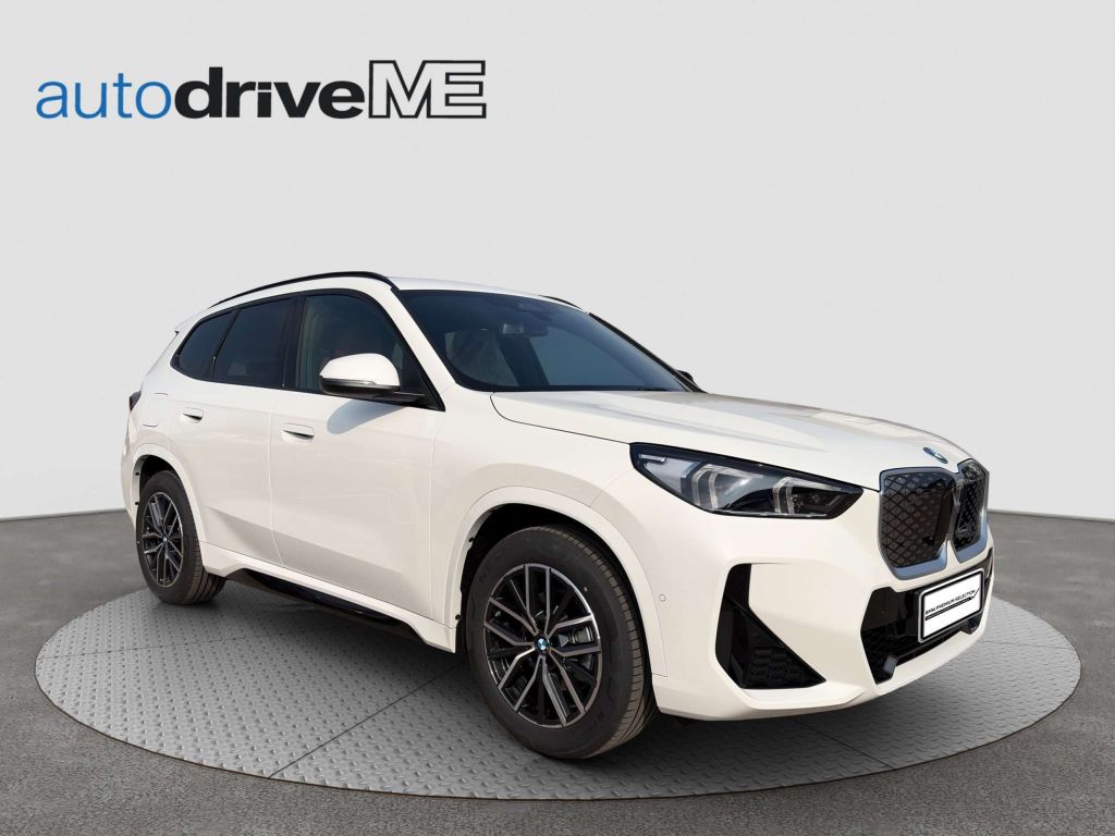 BMW iX1