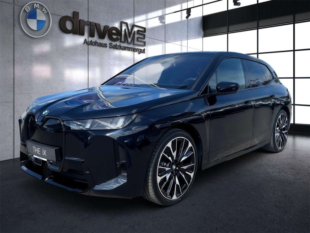 BMW iX