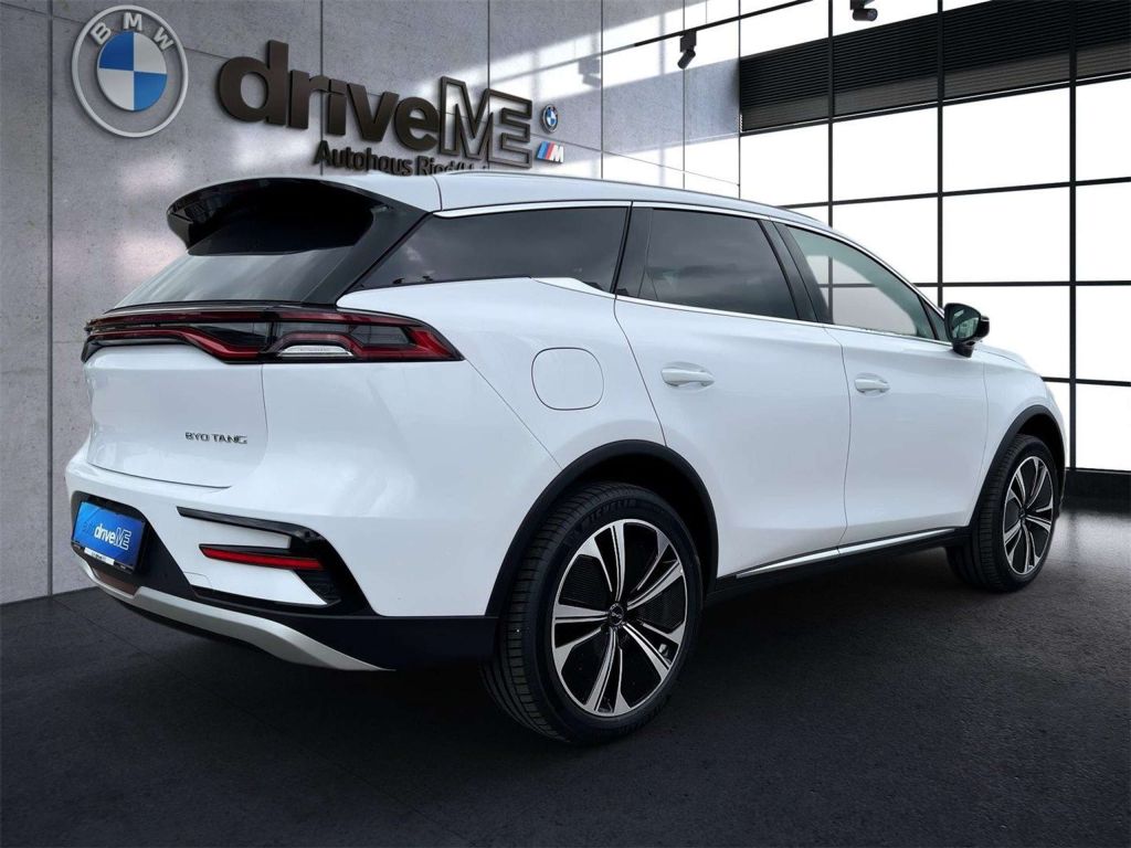 BYD Tang