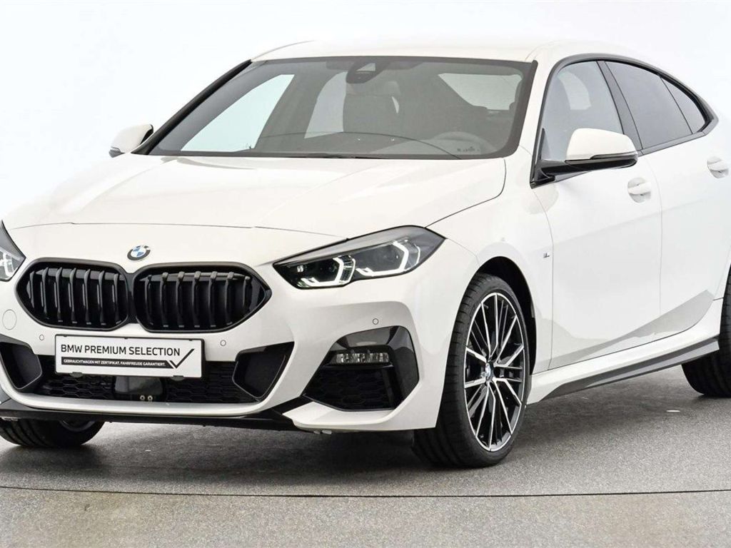 BMW 218
