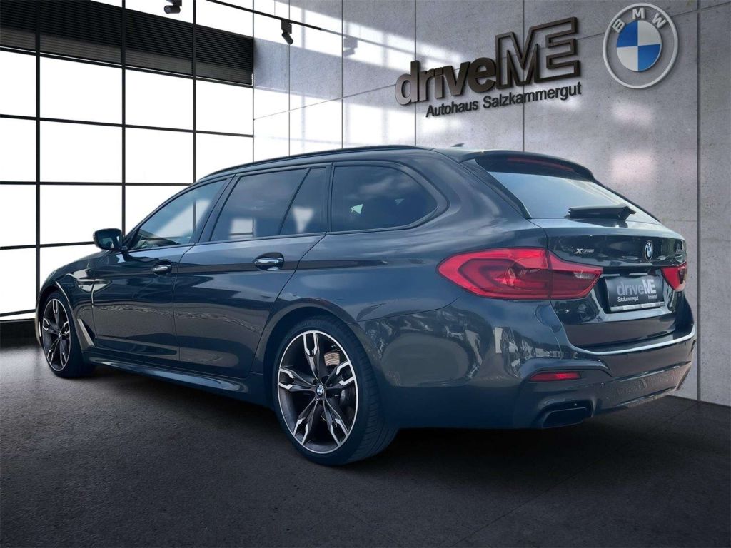 BMW 550