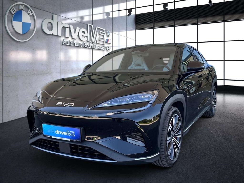 BYD Sealion 7
