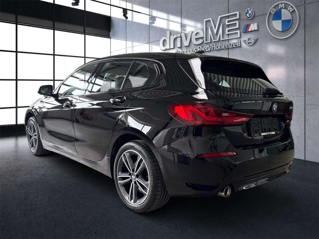 BMW 118