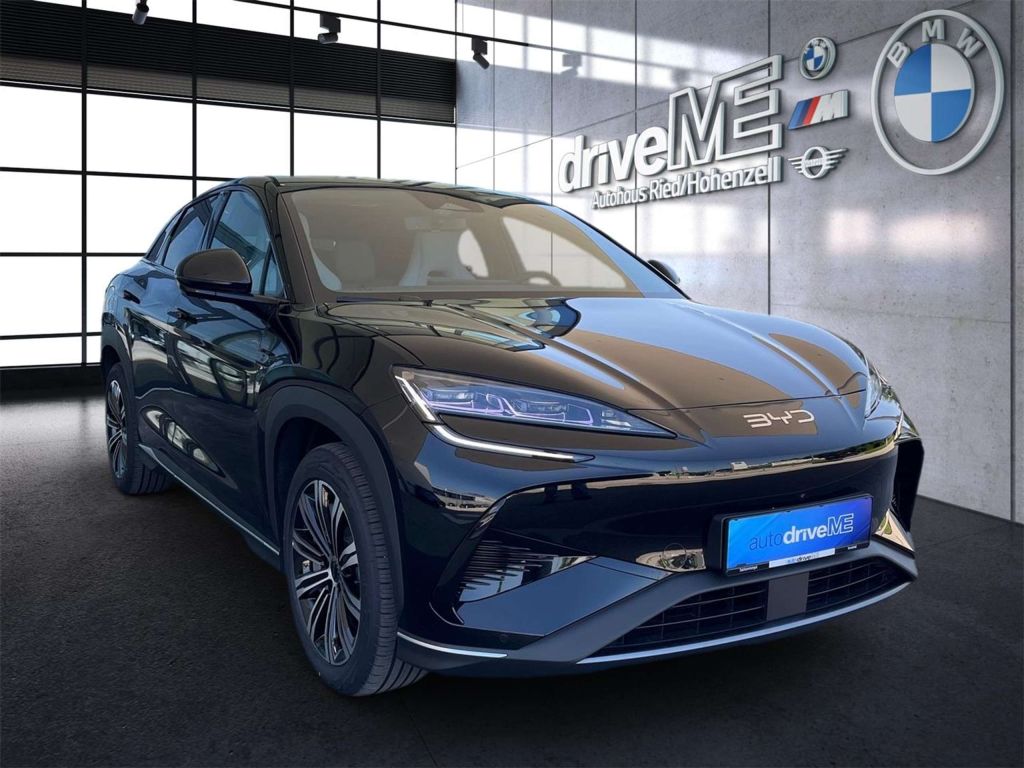 BYD Sealion 7