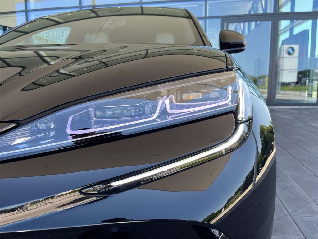 BYD Sealion 7