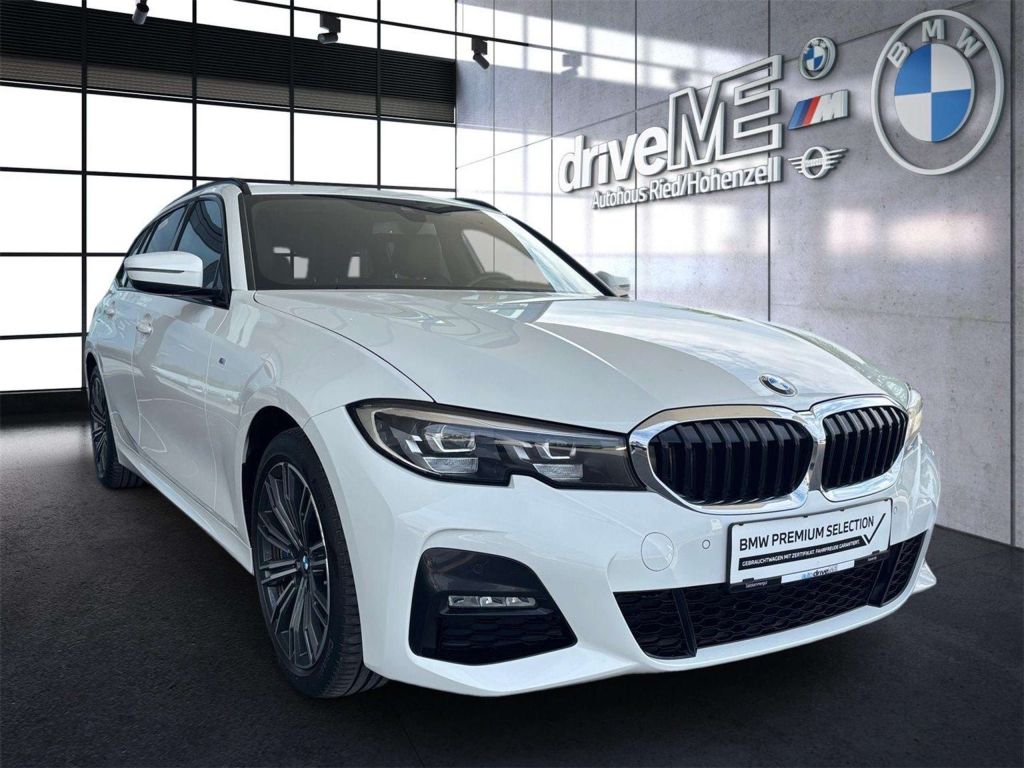 BMW 330