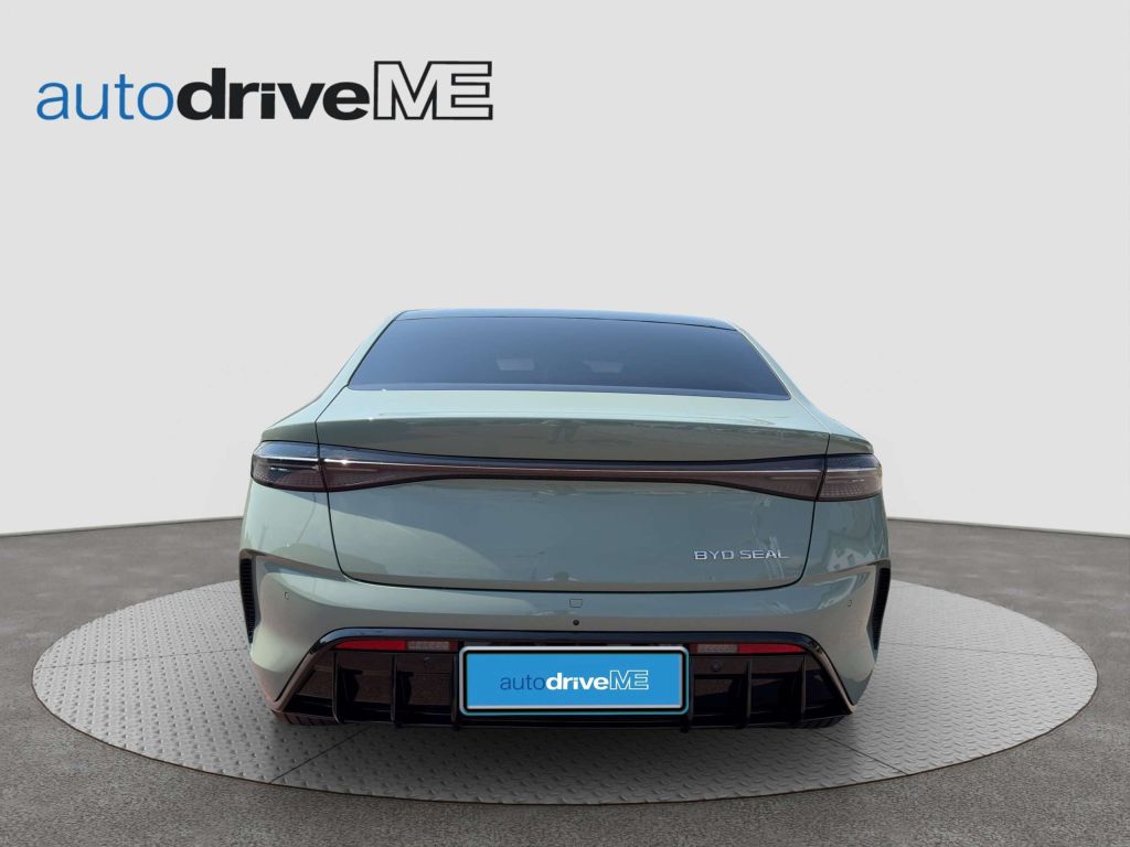 BYD Seal