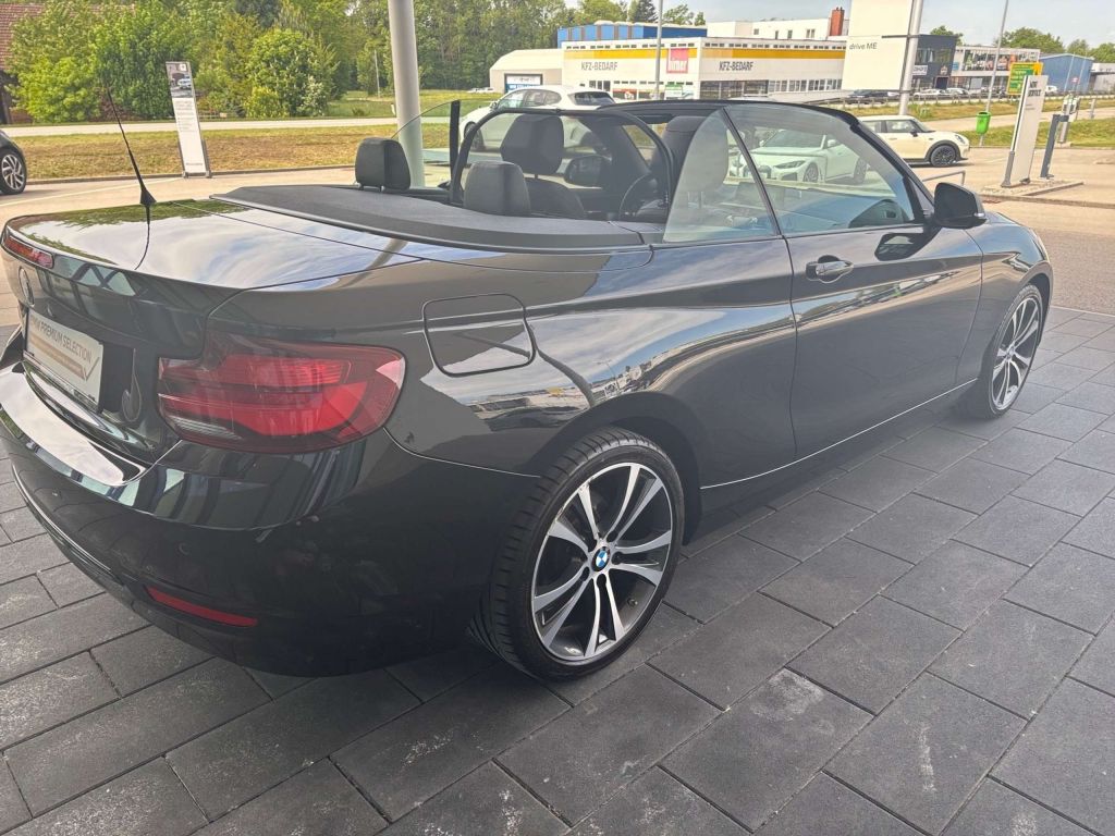 BMW 218