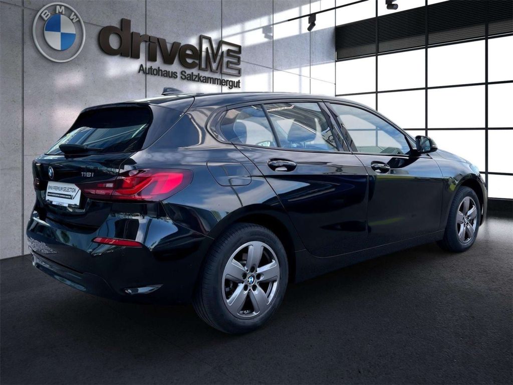BMW 118