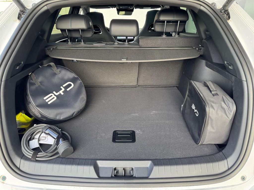 BYD Seal U