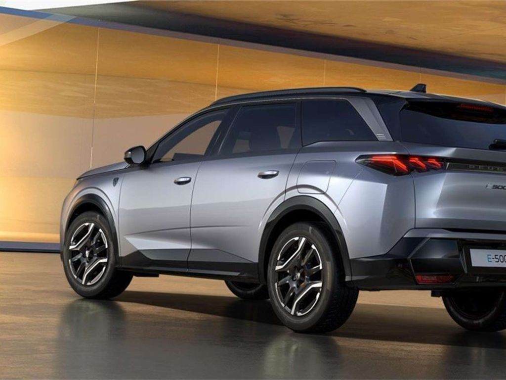 Peugeot 5008