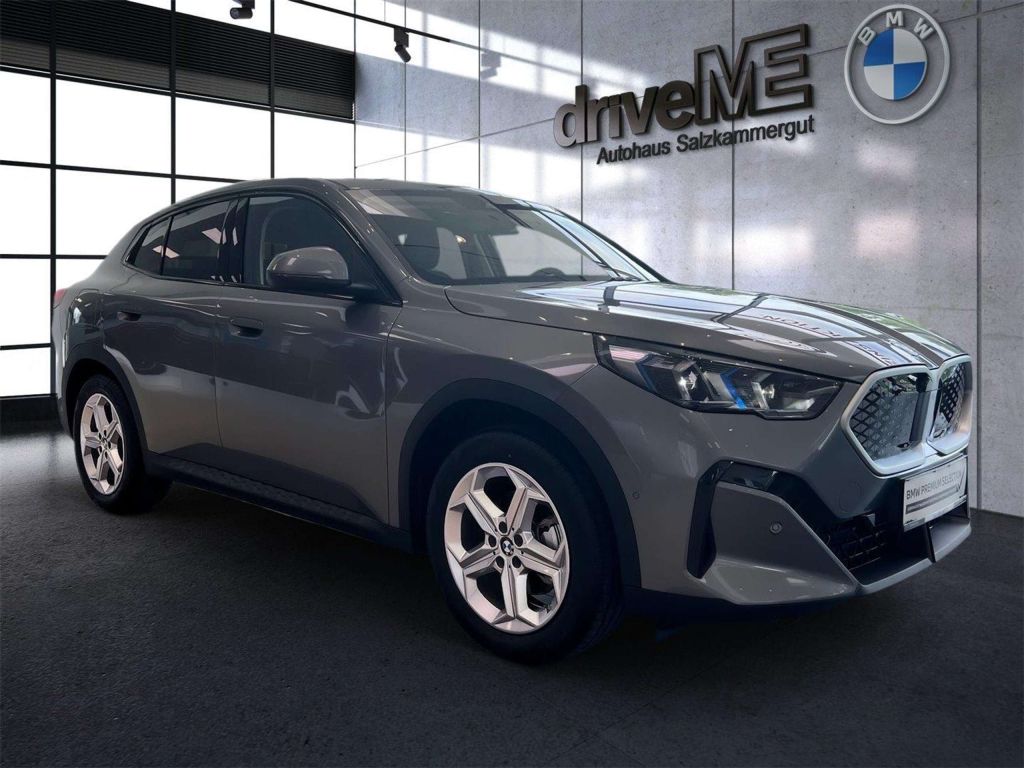 BMW iX2