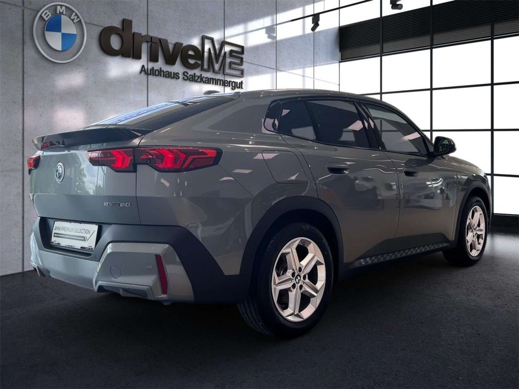 BMW iX2