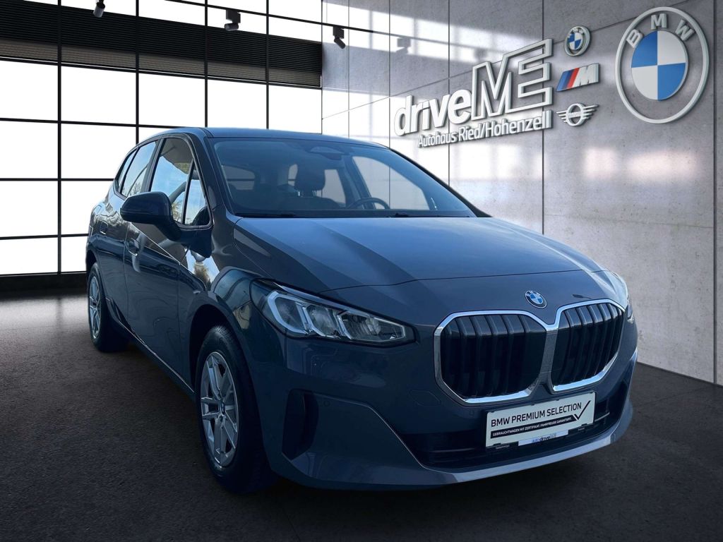 BMW 218