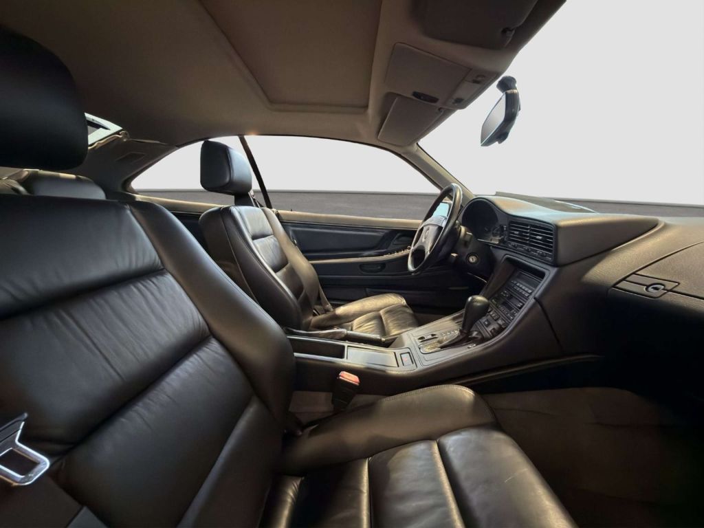 BMW 850